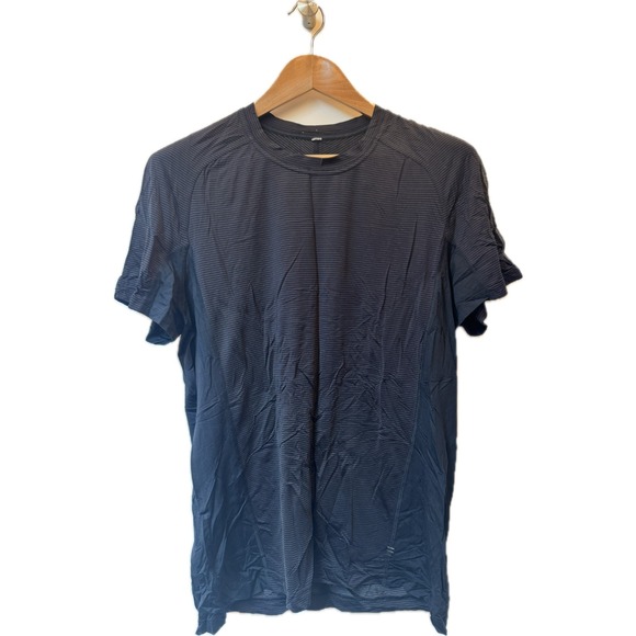 lululemon athletica Other - Lululemon Grey Black Short Sleeve‎ Active Workout Yoga Top Men's Sz L